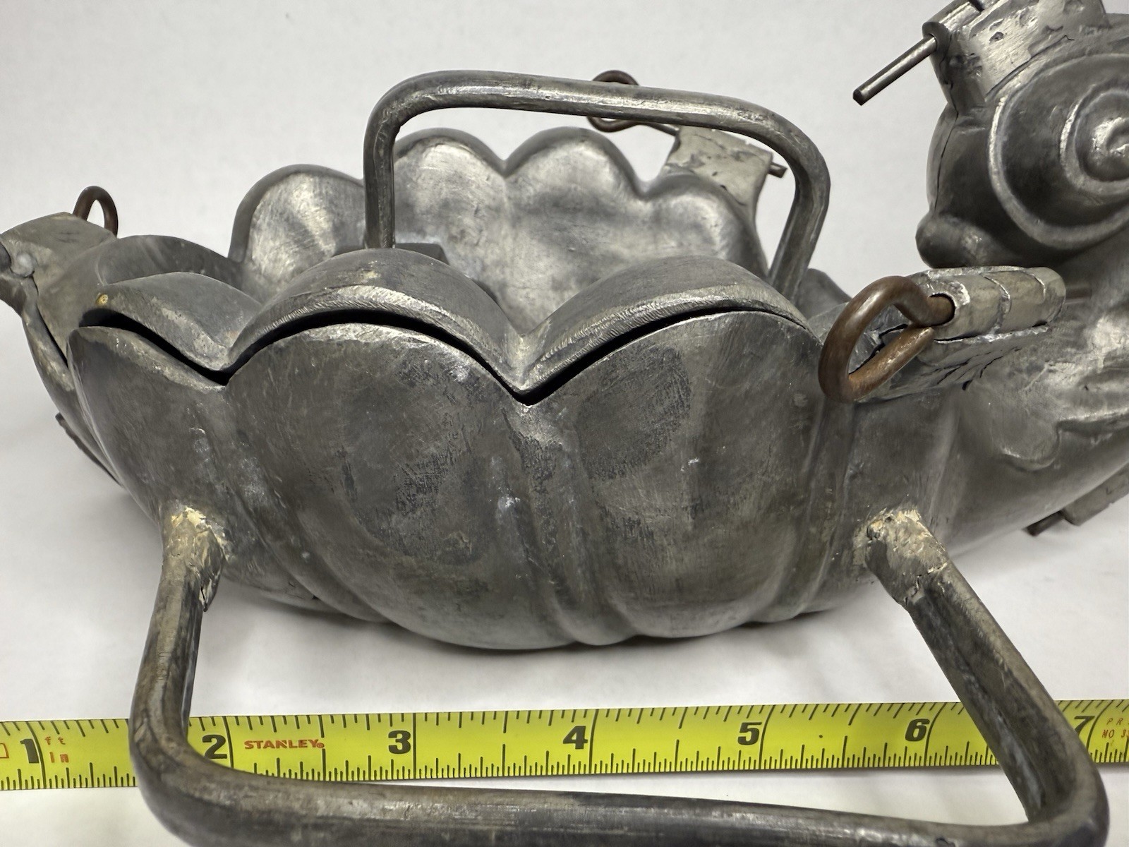 Antique S&Co 1/2 Pint Pewter Ice Cream Mold Viking Ship w/ Latches & Handle B24