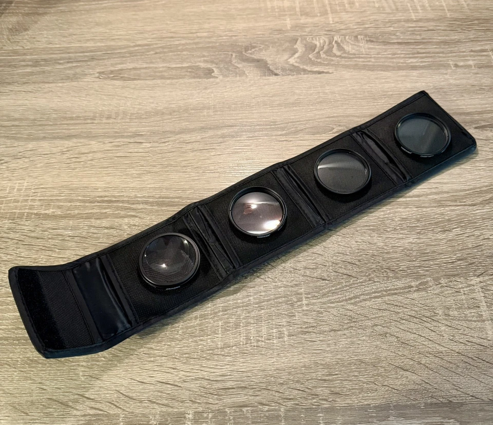 Neweer 52mm Close-Up Macro Lens Filter Set +1 +2 +4 +10 in Soft Pouch - Image 2 of 4