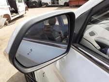 Retroviseur gauche (ou coque) Mg ZS