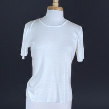 Vintage 1990s Sag Harbor Knit Top Size M Short Sleeve Crew Neck 100 Acrylic
