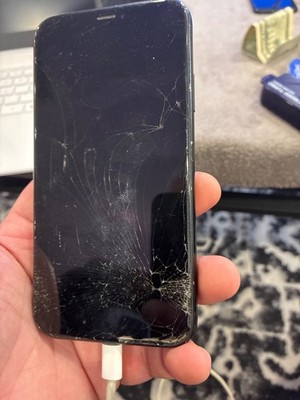Apple iPhone XR - 128 GB - Black (T-Mobile)