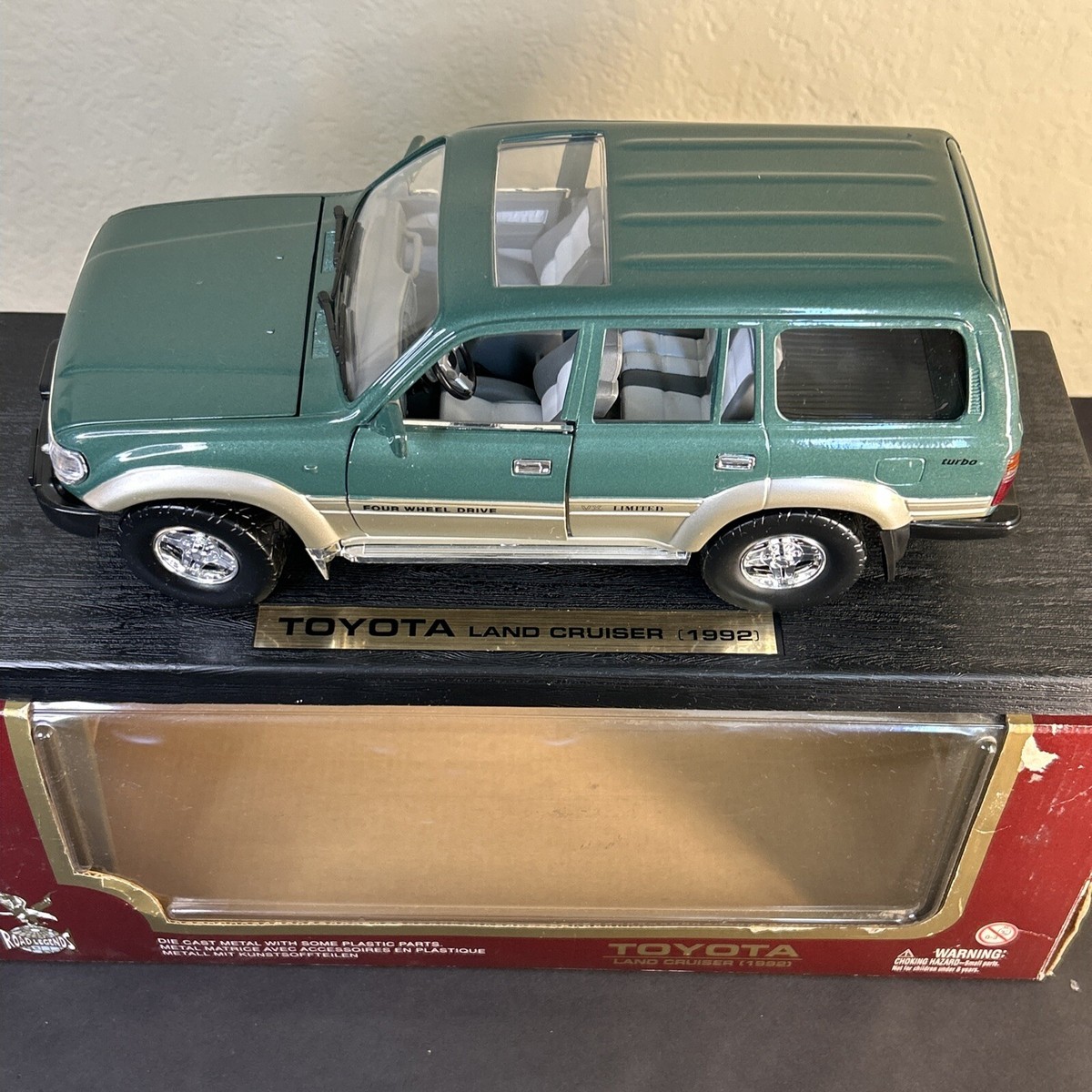 TOYOTA LAND CRUISER (1992) ミニカー 1:18 Road Legends, 1/18 Scale, Toyota Land Cruiser, Green | eBay