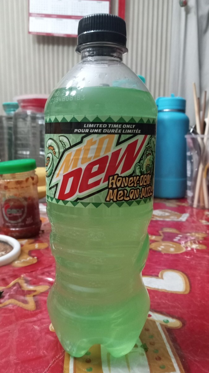 2023 Canadian Mountain Dew HoneyDEW 591 ml (20 oz.) Bottle (Sealed