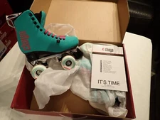 Chaya Melrose Deluxe Turquoise Roller Skates 810584 Women's sizes new in the box