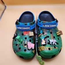 Crocs Minecraft Classic Clog Shoes Size Mens 9 Womens 11 Green Charms Jibbitz