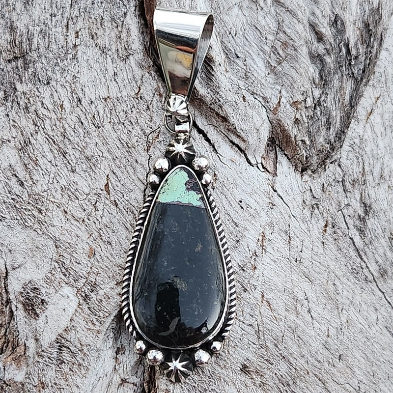 Blackjack Turquoise Pendant Navajo US Native made signed Etta Endito