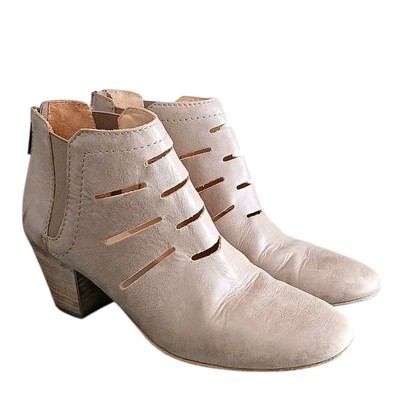 Aquatalia Freida Mushroom Leather Tan Brown Beige Cutout Booties Sz US 7.5  $395