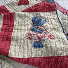 Vintage 1930s Cutter Quilt 70x82 Applique Sunbonnet Sue Primitive Quilt