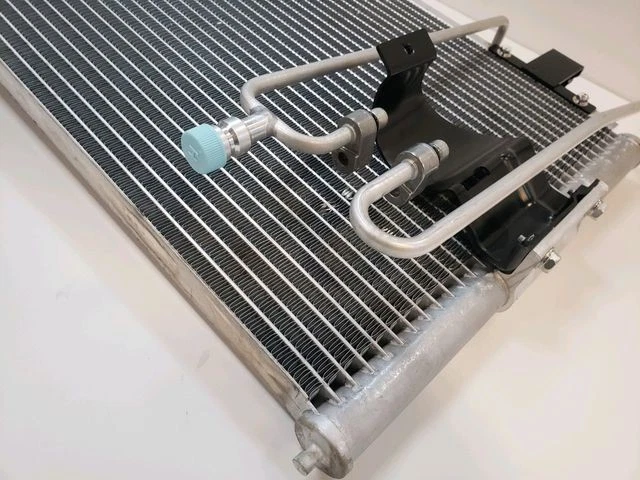 正品日产 R33 Skyline GTR 交流电冷凝器组件 92110-24U60 全新原始设备制造商 — 第 2/2 张图片