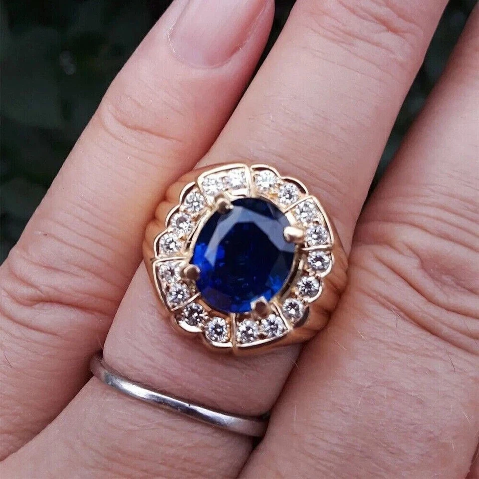 Anillo de boda para hombre de diamantes y zafiro azul de 3 quilates enchapado en oro amarillo de 14 quilates Foto 2 de 4