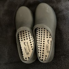 Comfy Delta Uniforms Crock Style Slip On Shoes Size 9 Women  s Footwear