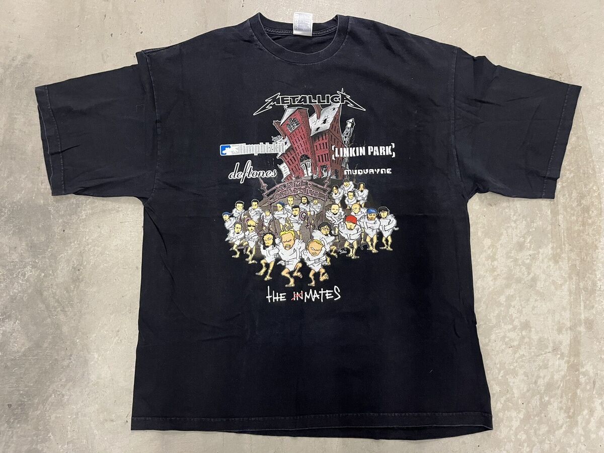 Vintage Metallica Summer Sanitarium Tour Shirt 2003 Men's Vintage Metallica Summer Sanitarium Tour Shirt 2003 Men's