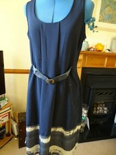 Vera Wang dress Size UK 14 (US 10) Excellent condition