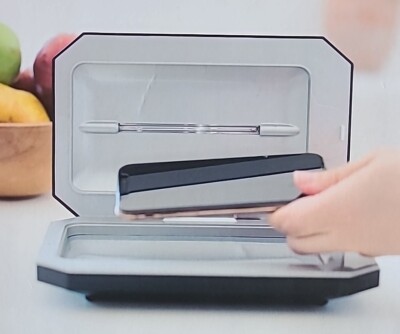 PhoneSoap Basic UV Sanitizer   Black