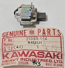 1 NOS 1974-1976 Kawasaki H1 KH 500 Starter Ignition Carbon Brush OEM 21088-014
