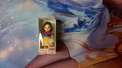 Zuru Mini Marken Disney Schneewittchen Animator Miniatur Spielzeug ideal für Barbie 