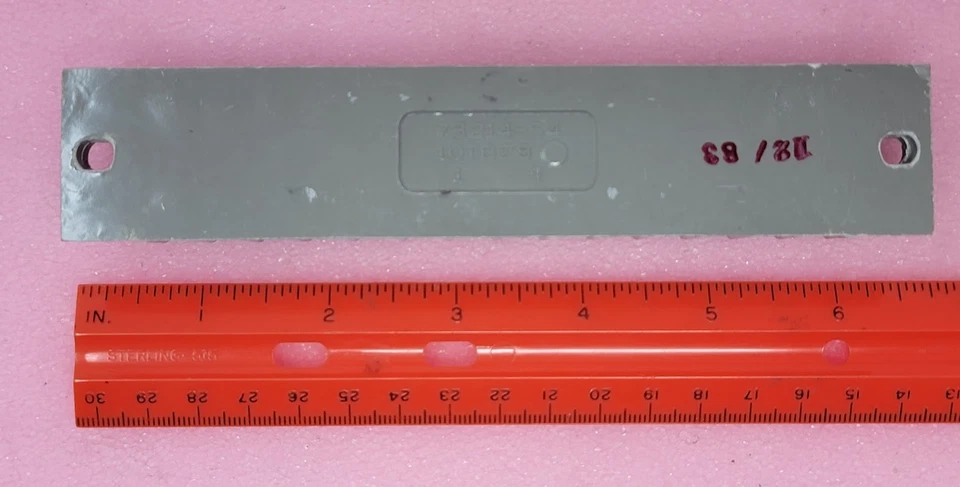 KULKA/MARATHON 10TB28F Barrier Strip Navy Class 28 pole Double row 30 amps 14AWG - Image 3 of 4