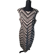 Vince Camuto NWOT 14 Women Black White Aztec Sleeveless Sheath Dress G149