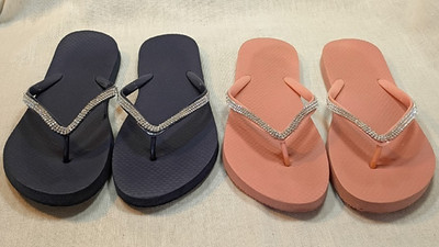 Mixit JC Penney 2-Pair Bundle Navy Blue, Coral Pink Rhinestone Flip Flop Sz 9/10