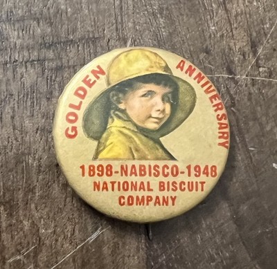 1898-1948 NABISCO NATIONAL BISCUIT COMPANY Vtg Button Pin Back Golden Ann.