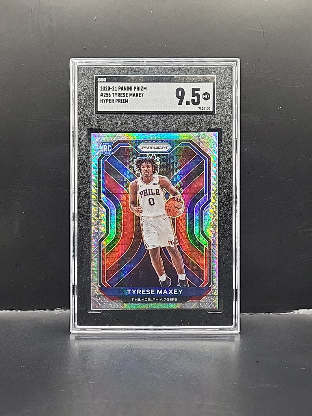 2020-21 Panini Prizm - Tyrese Maxey #256 Hyper Prizm RC SGC 9.5 Mint+ 76ers