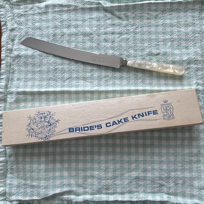 Bride Wedding Cake Knife Kirk & Matz Sheffield Cutlery Mother of Pearl Handle