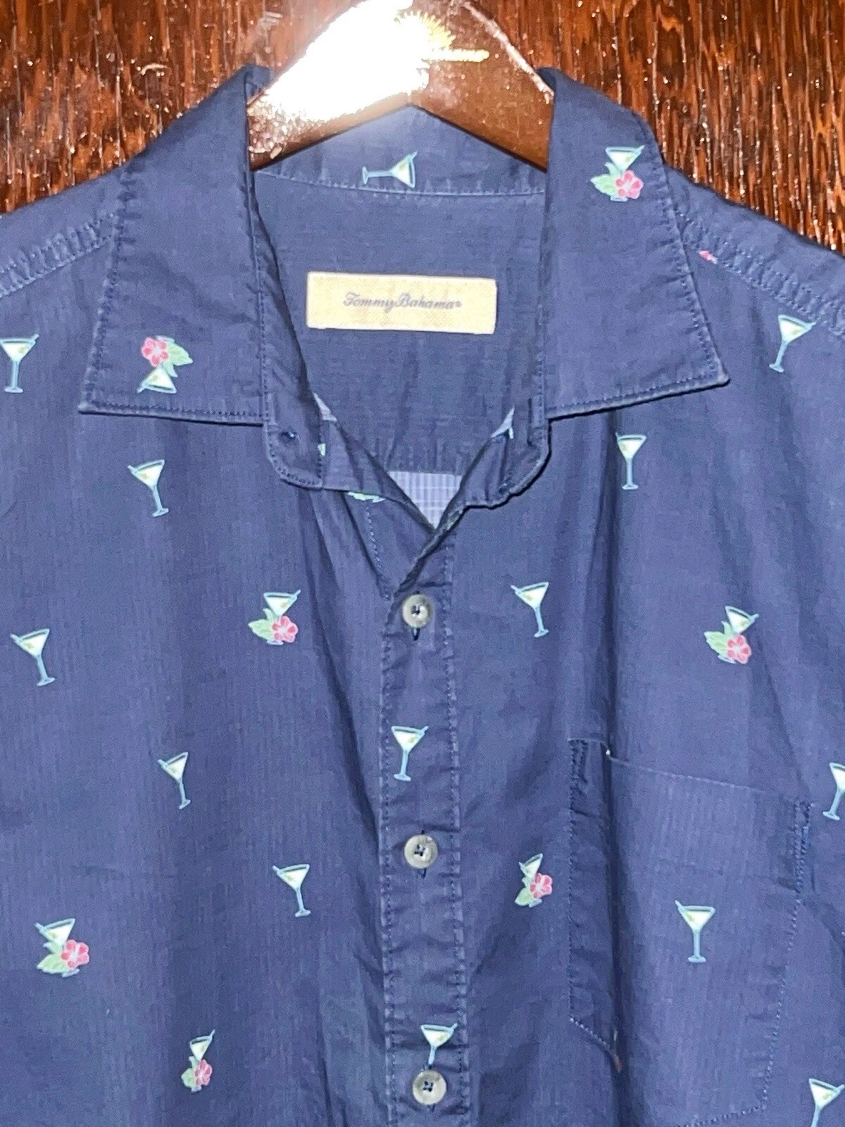 TOMMY BAHAMA BLUE MARTINI FLORAL COTTON CAMP SHIRT SIZE L COPYRIGHTED PRINT