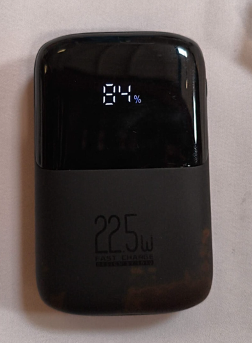 INIU Power Bank 22,5W czarny mini przenośny akumulator 10000mAh - UŻYWANY - Zdjęcie 2 z 5