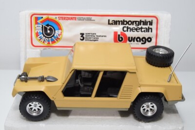 B45 1:24 BBURAGO BURAGO 0179 179 LAMBORGHINI CHEETAH 4X4 SAHARA EXC. ON PLINTH