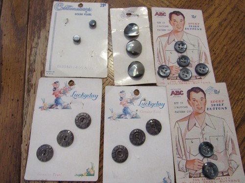 Vintage Black Pearl Buttons 6 Cards - Picture 1 of 6