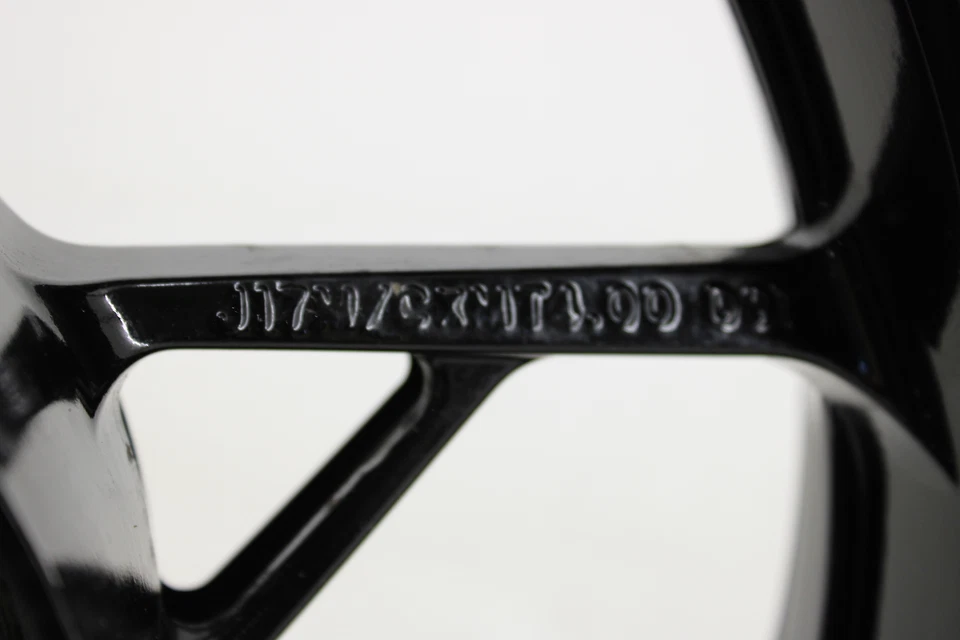 Llanta trasera 17x4 pulgadas Kawasaki Ninja 400 Ex400 18-23 Foto 3 de 4