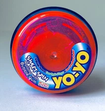 Vintage 2002 Au’Some Candies YO-YO SWEET SPIN Bubble Gum 3” Candy Container RED