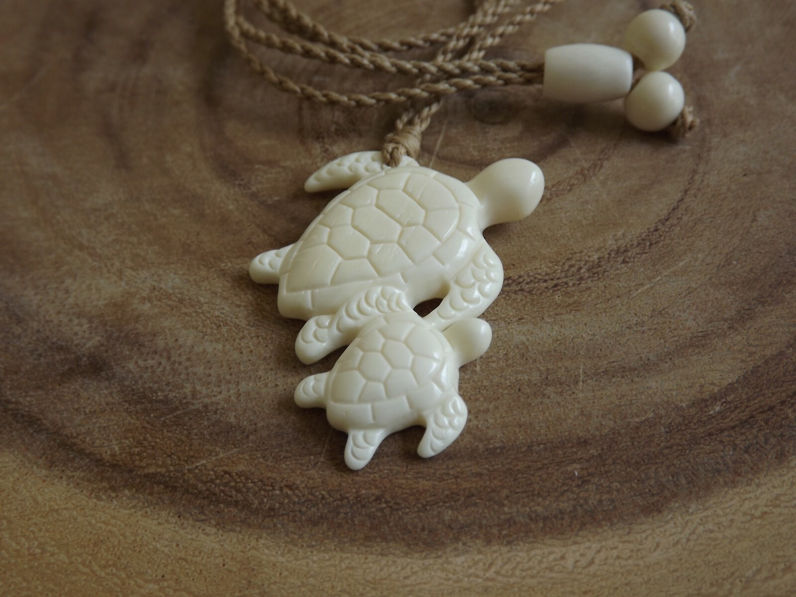 Hawaiian Buffalo Bone Turtle Pendant Necklace Choker - Mother Turtle & Child