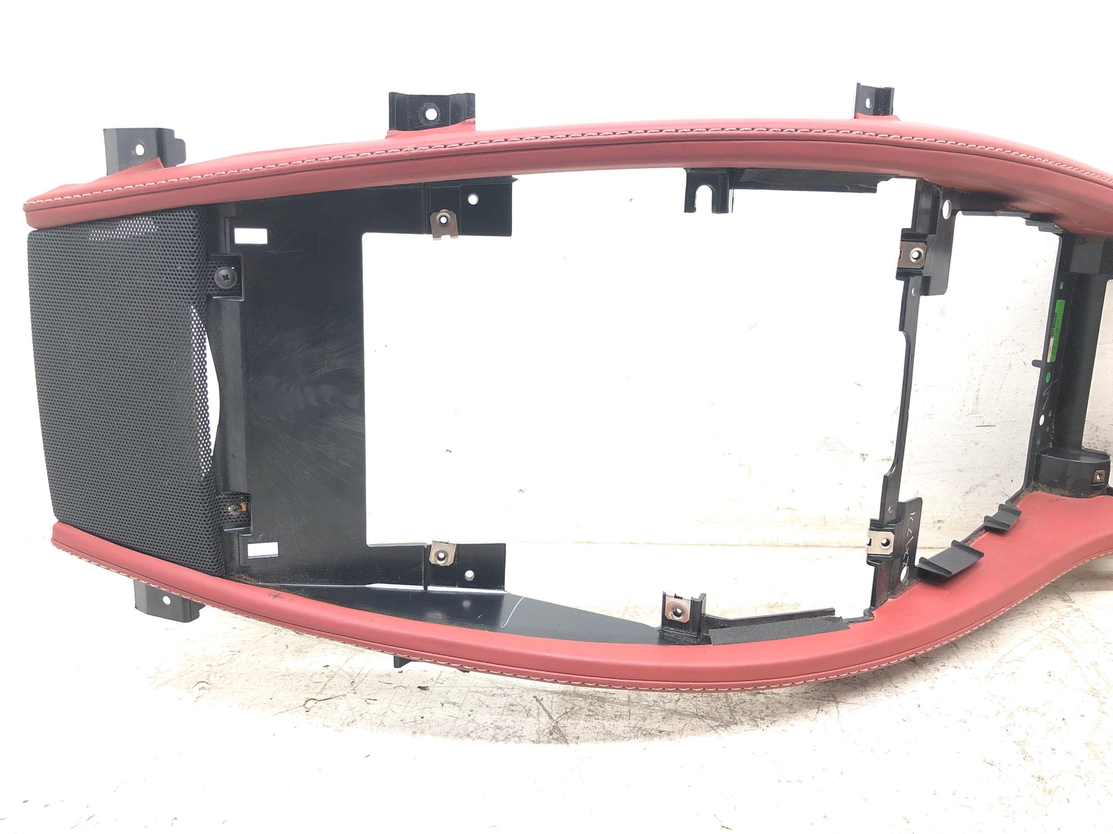 2009 ASTON MARTIN VANTAGE CENTER CONSOLE STACK TRIM LEATHER 8D33-11801-AA OEM
