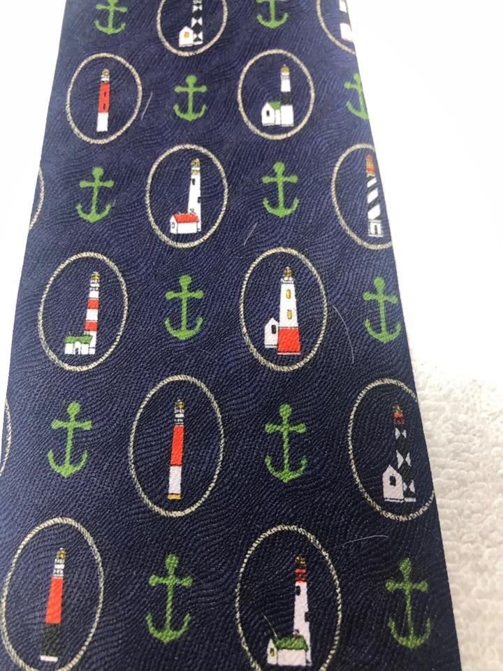 HILLS POLO CLUB HOMBRE CORBATA AZUL MARINO CON ANCLAS Y FAROS VERDES 4 X 60 Foto 3 de 4