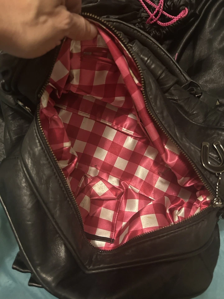 BETSEY JOHNSON 黑色燕尾服蝴蝶结圆顶挎包 — 第 3/4 张图片