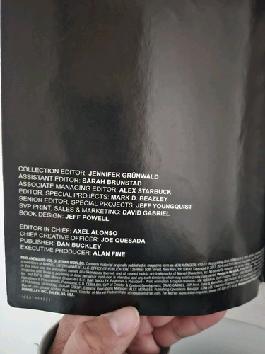 New Avengers # 3 Altri Mondi TPB (Marvel 2015) - Foto 6 di 7