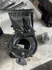VW T5 2009 2.5 Tdi Heater Matrix Aircon And Fan Housings