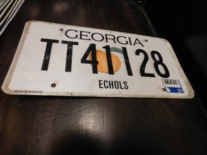 Georgia GA Expired License Plate Tag # TT41I28 Echols