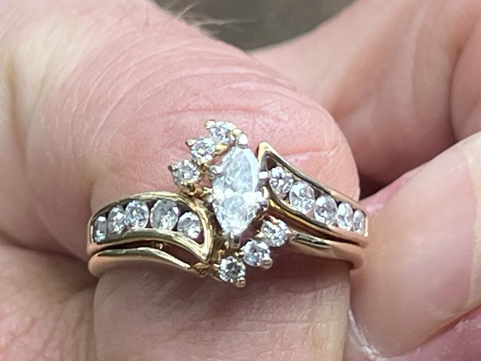 14karat Yellow Gold Diamond Wedding Band. Appraisal Card Included - Image 2 of 4