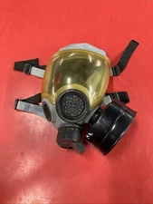 USAF USN MCU-2/P Chemical Protective Gas Mask Size Medium w/Filter