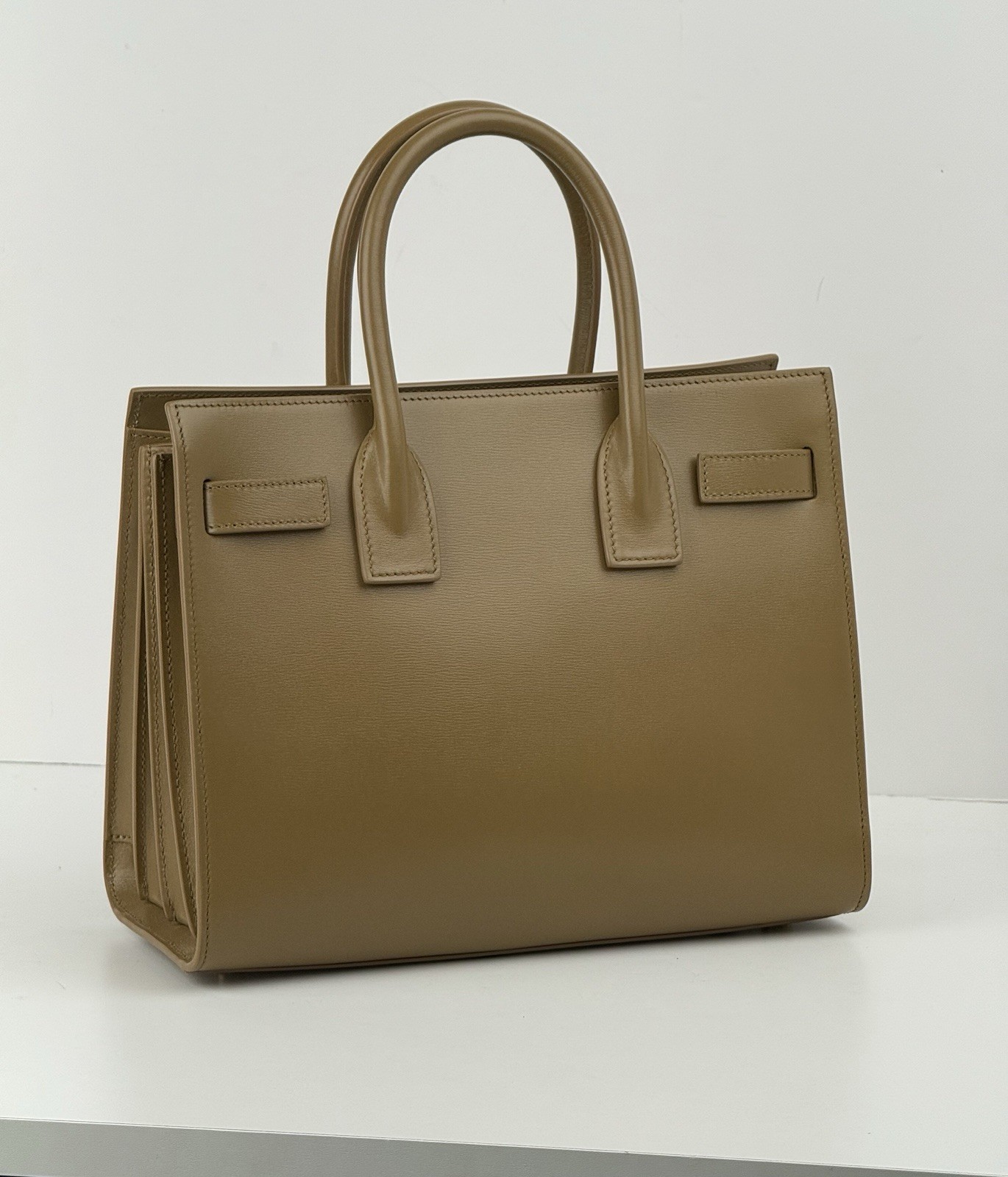 Saint Laurent Borsa Neonato Pelle di Vitello De Jour Taupe