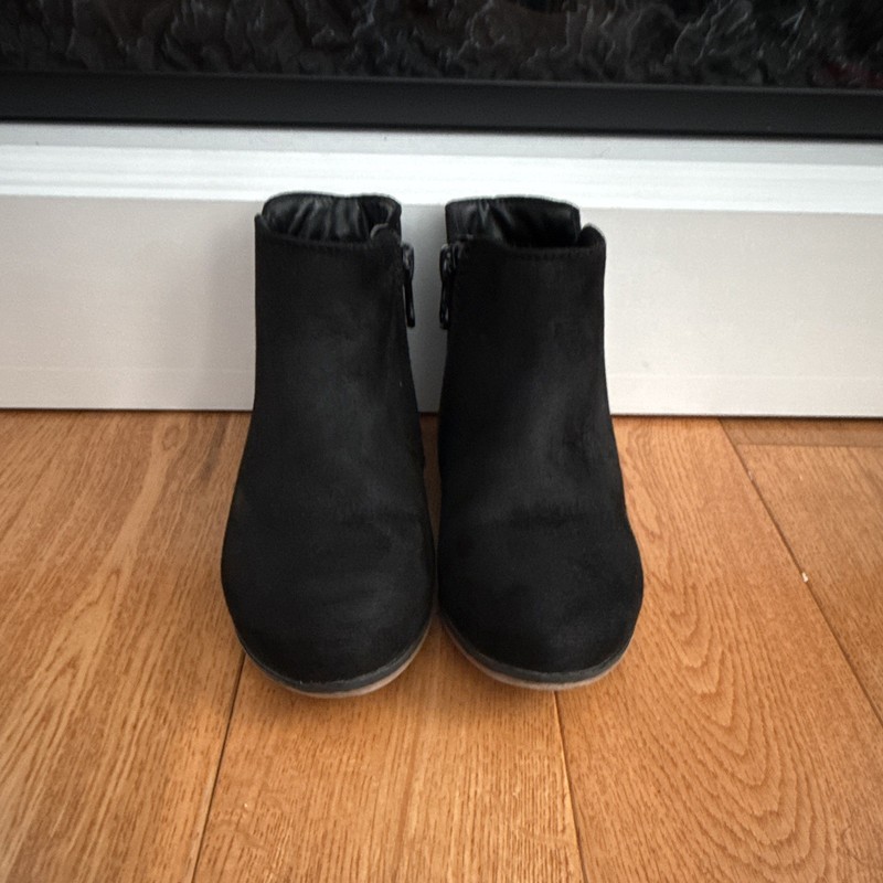 Cat & Jack Girls Black Faux Suede Ankle Bootie Zip Round Toe Low Heel 10
