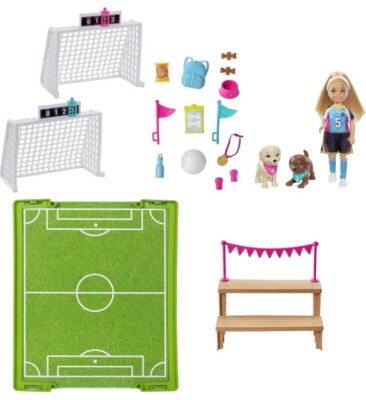 Barbie Club Chelsea Soccer Player Doll GHK37 - Barbie Chelsea Doll Playset