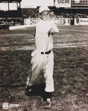 SPORTS PHOTOS : ROY SIEVERS - STL BROWNS -  8 X 10 B/W  FREE SHIP  #PF-PHOTO-RS2