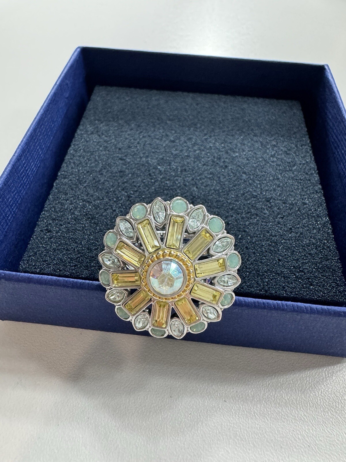 SWAROVSKI ring Round Flower Statement Ring size 5… - image 6