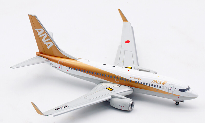 1:200 JC Wings ANA BOEING B737-700 Flap Down Airplane Diecast