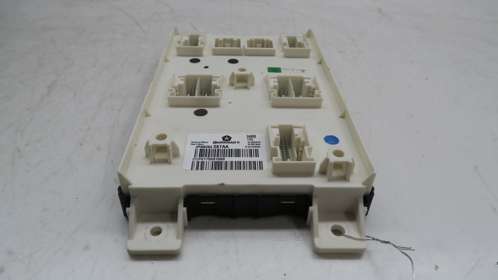 2014-2019 Maserati Ghibli OEM Right Front Body Control Module BCM 68282387AA