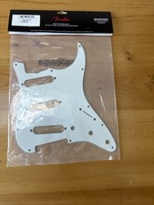 Fender '65 Stratocaster Pickguard, USA Pure Vintage 3-Ply Eggshell Scratchplate