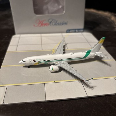  AeroClassics Mauritania Airlines for Boeing 737 MAX 8 5T-CLJ 1:400 Pre-built